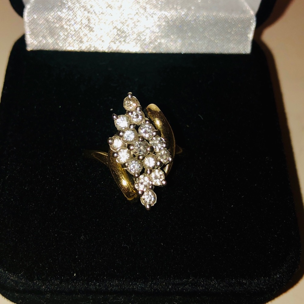 Fancy Cluster Diamond Gold Ring 💍